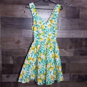 Elle Lemon Dress size 8